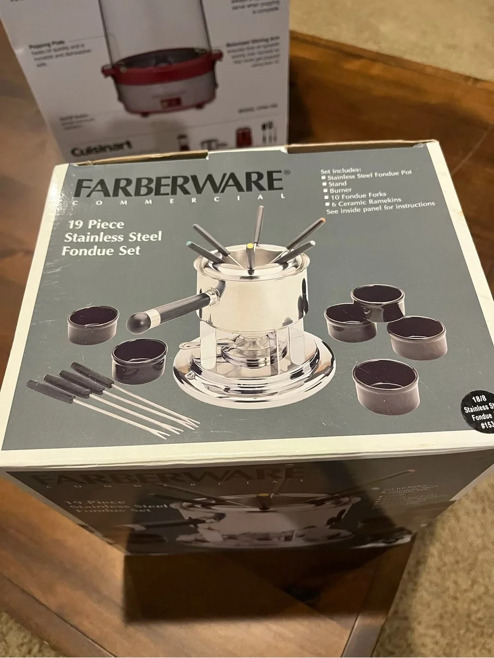 Farberware shown opened